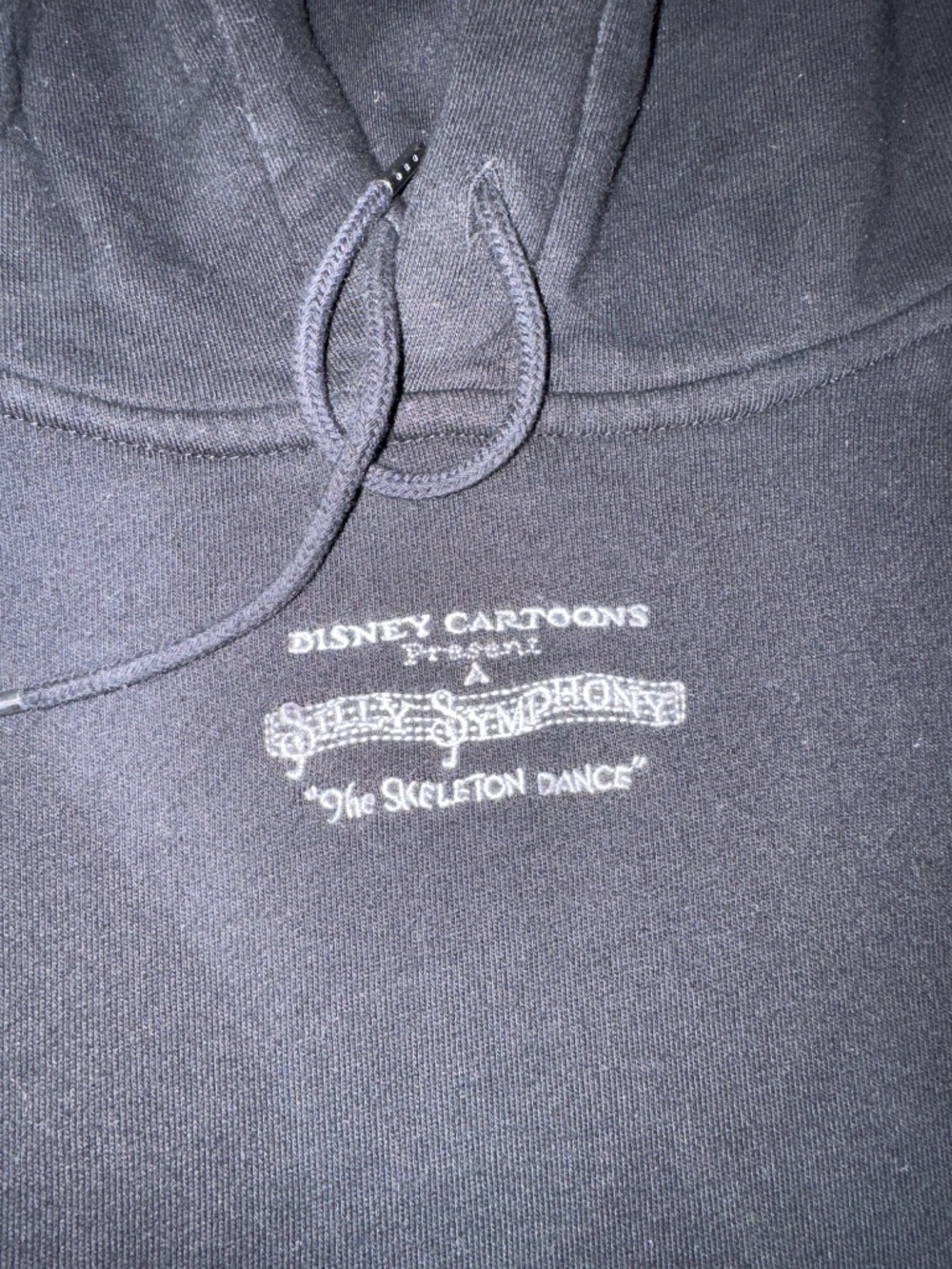 Disney Spooky Skeleton dancing hoodie SZ L - Picture 2 of 5